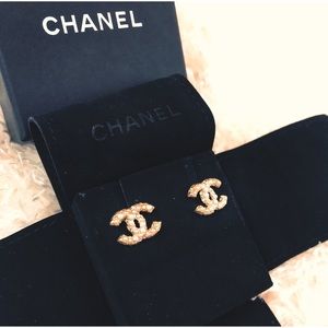 SOLD 2016 CHANEL Gold Tone Earrings